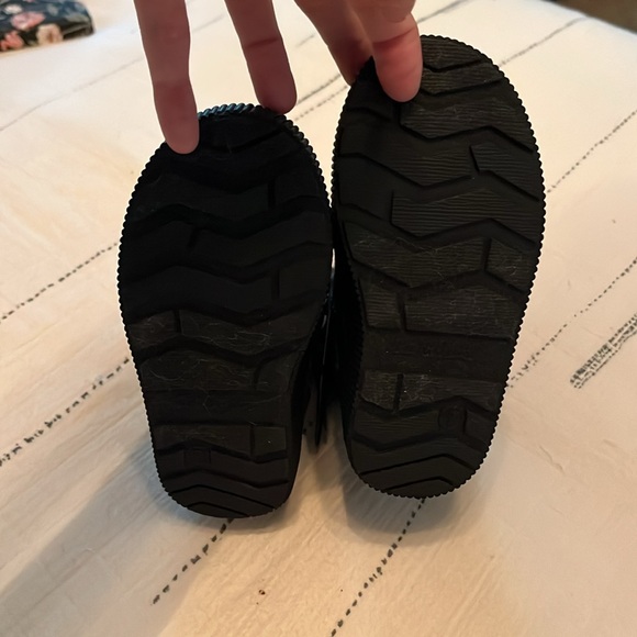 NWT zipper boot - Picture 2 of 3